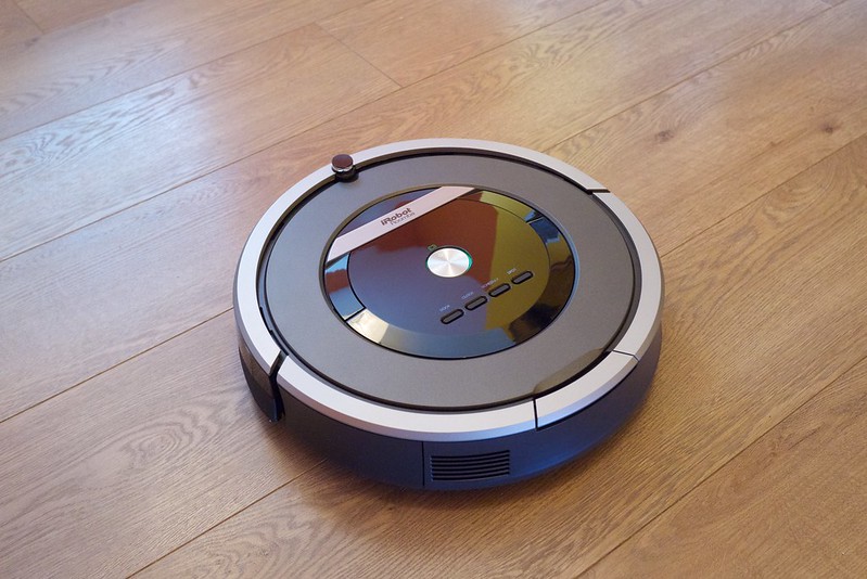 Amazon wins approval to buy robot vacuum…